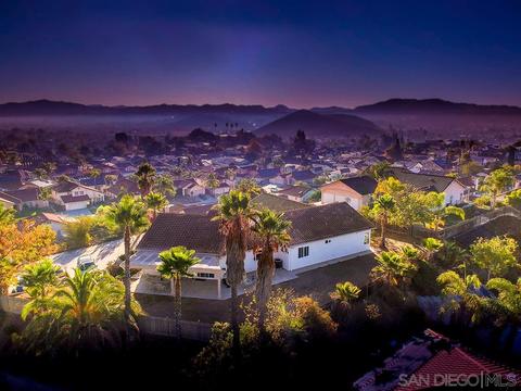 10701 Susie Pl, Santee, CA 92071 photo 4