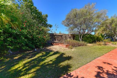 8696 Nottingham Pl, La Jolla, CA 92037 photo 23