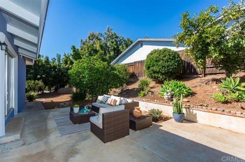 149 Bellerive Dr, Vista, CA 92084 photo 23