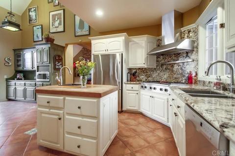 670 Georgine Rd, Fallbrook, CA 92028 photo 8