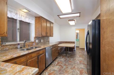 6947 Oregon Ave, La Mesa, CA 91942 photo 8