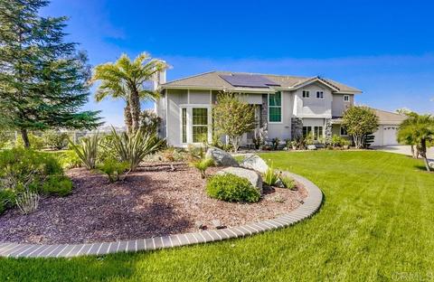 1579 Greenridge Dr, Vista, CA 92081 photo 1