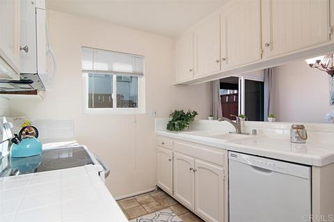 683 Seacoast Dr, Imperial Beach, CA 91932 photo 11