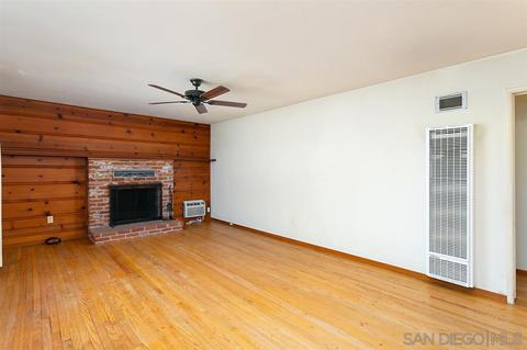 1064 Olive Ave, Vista, CA 92083 photo 4