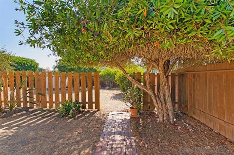 1064 Olive Ave, Vista, CA 92083 photo 22