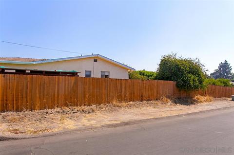 1064 Olive Ave, Vista, CA 92083 photo 24
