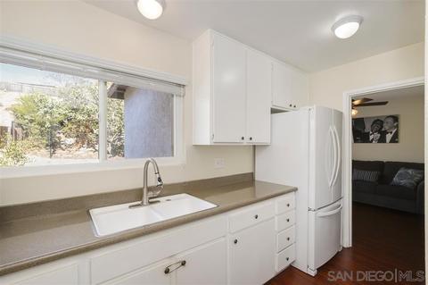 4748 Canterbury Ct, Oceanside, CA 92056 photo 7