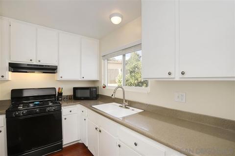 4748 Canterbury Ct, Oceanside, CA 92056 photo 8