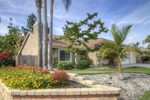 568 Edgewater Ave, Oceanside, CA 92057 photo 2