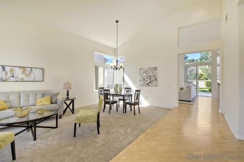 4904 Bella Collina St, Oceanside, CA 92056 photo 2