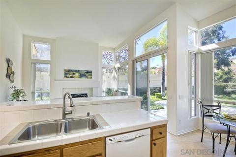 4904 Bella Collina St, Oceanside, CA 92056 photo 12