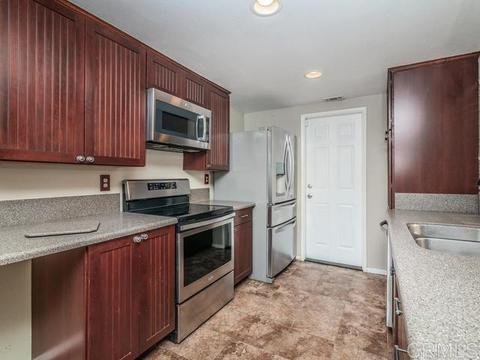 2150 N Iris Ln, Escondido, CA 92026 photo 8