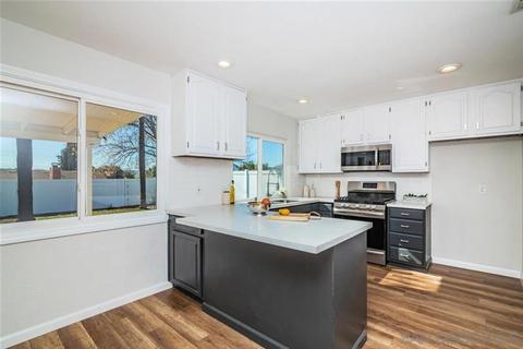 9539 Frascati Way, Santee, CA 92071 photo 8