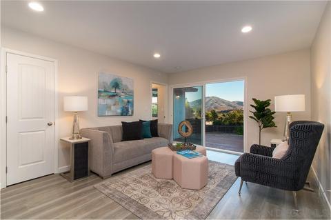10725 Itzamna Dr, La Mesa, CA 91941 photo 7