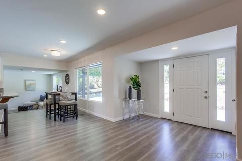 10725 Itzamna Dr, La Mesa, CA 91941 photo 5