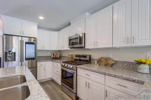10725 Itzamna Dr, La Mesa, CA 91941 photo 4