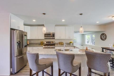 10725 Itzamna Dr, La Mesa, CA 91941 photo 2