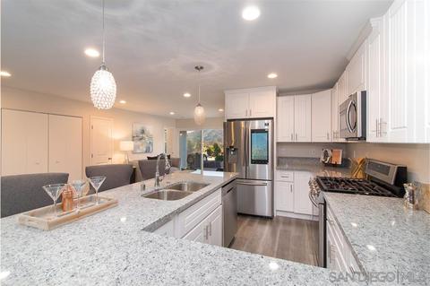 10725 Itzamna Dr, La Mesa, CA 91941 photo 1