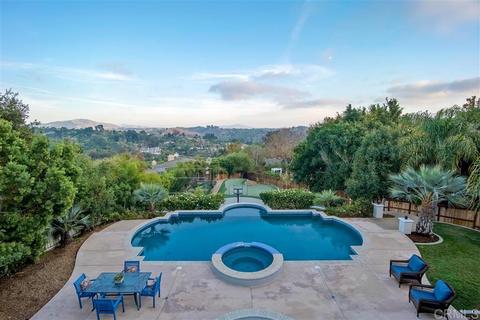 1155 Larksong Ln, Encinitas, CA 92024 photo 3
