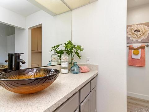 6943 Peach Tree Rd, Carlsbad, CA 92011 photo 13