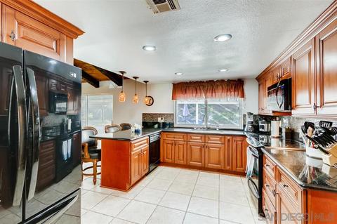 4154 Mars Way, La Mesa, CA 91941 photo 9