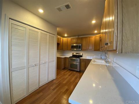 4216 Thomas St, Oceanside, CA 92056 photo 7