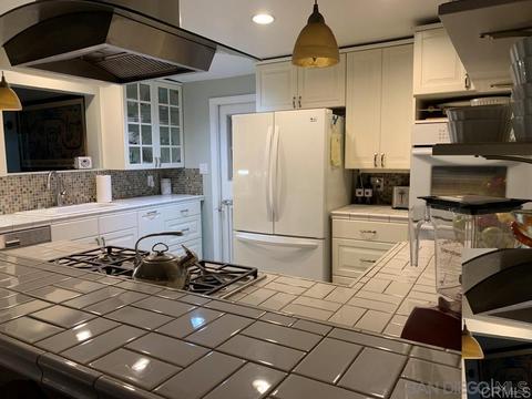5515 Dugan Ave, La Mesa, CA 91942 photo 3