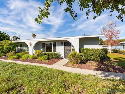 3577 Pear Blossom Dr, Oceanside, CA 92057 photo 2