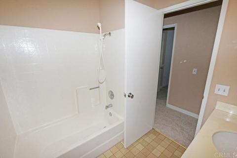 2073 Coolngreen Way, Encinitas, CA 92024 photo 12