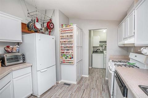 256 Editha Dr, El Cajon, CA 92019 photo 10