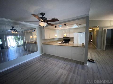 235 Flame Tree Pl, Oceanside, CA 92057 photo 3