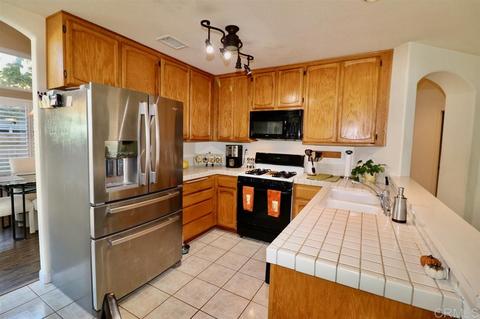 3745 Via Las Villas, Oceanside, CA 92056 photo 8