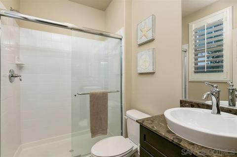 507 Machado W, Vista, CA 92083 photo 17