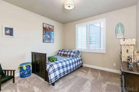 507 Machado W, Vista, CA 92083 photo 15