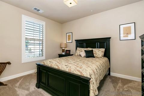 507 Machado W, Vista, CA 92083 photo 16