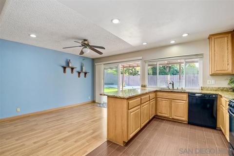 2559 Joann Dr, Oceanside, CA 92056 photo 12