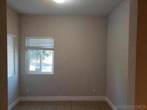 340 W 15th Ave #4, Escondido, CA 92025 photo 4