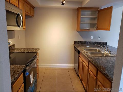 340 W 15th Ave #4, Escondido, CA 92025 photo 3
