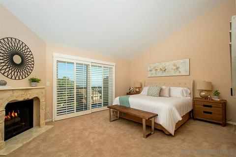 6537 Caminito Catalan, La Jolla, CA 92037 photo 12