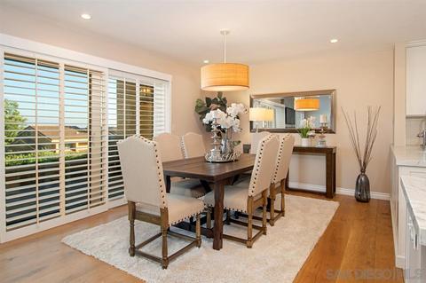 6537 Caminito Catalan, La Jolla, CA 92037 photo 8