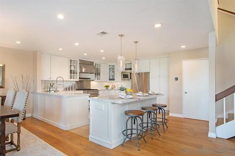 6537 Caminito Catalan, La Jolla, CA 92037 photo 1