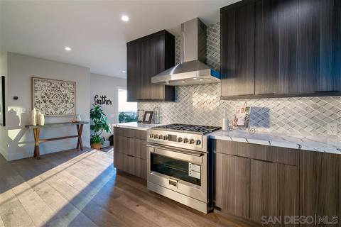 9810 Alto Dr, La Mesa, CA 91941 photo 4