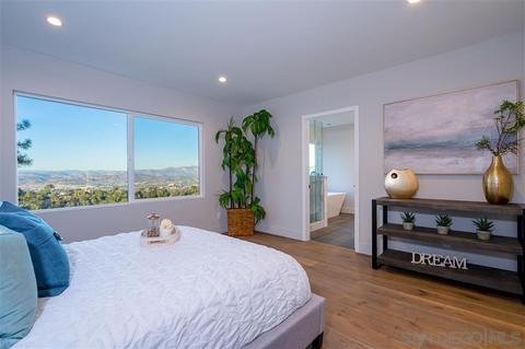 9810 Alto Dr, La Mesa, CA 91941 photo 6