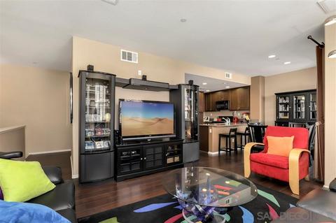 1414 Calabria St, Santee, CA 92071 photo 4