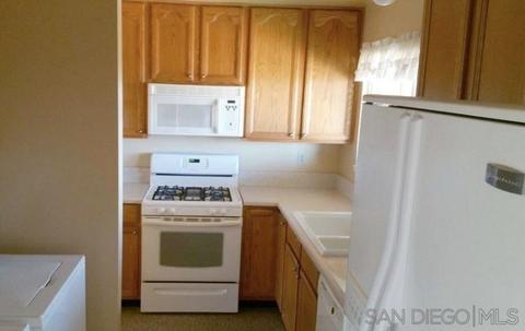 1378 Temple Heights Dr, Oceanside, CA 92056 photo 5