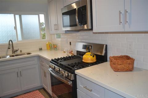 1030 Eucalyptus Ave, Vista, CA 92084 photo 7
