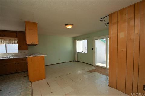 2515 Pahvant St, Oceanside, CA 92054 photo 6