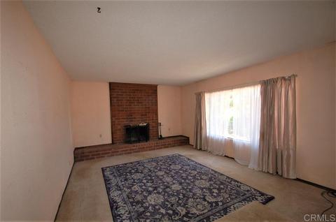2515 Pahvant St, Oceanside, CA 92054 photo 2