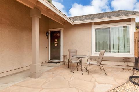 2086 Darlington Ct, El Cajon, CA 92019 photo 2