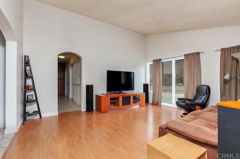 2086 Darlington Ct, El Cajon, CA 92019 photo 4